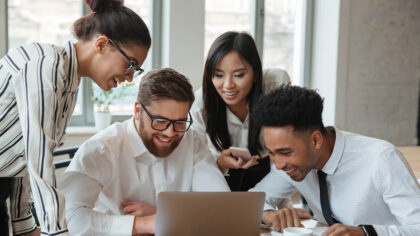 info kemnaker Syarat Umur & Penampilan Resmi Dihapus