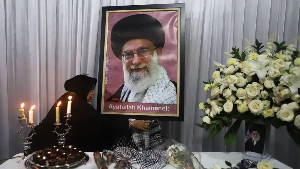 Iran Cari Pemimpin Baru Usai Khamenei Tewas, Nama Mojtaba Menguat